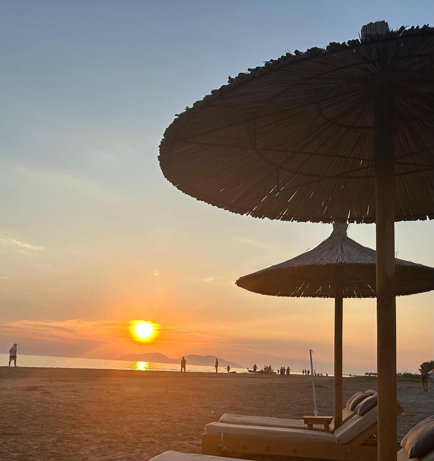 Relax Rental Vlorë エクステリア 写真